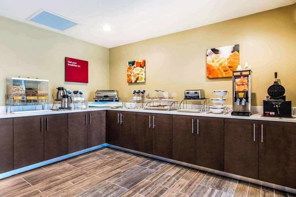 Comfort Inn & Suites East Елліджей Ресторан фото